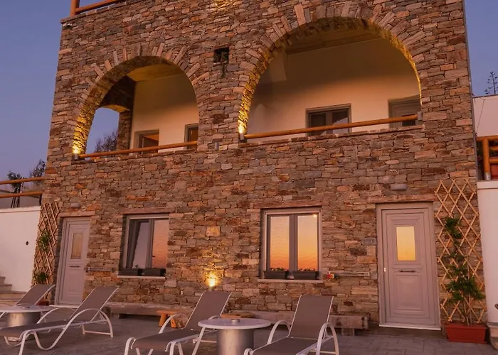 Papa Apartment Glinado Naxos