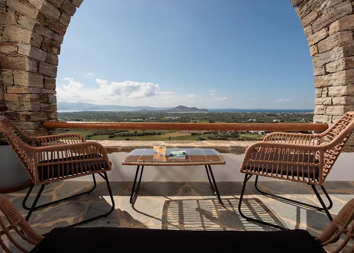 Papa Apartment Glinado Naxos