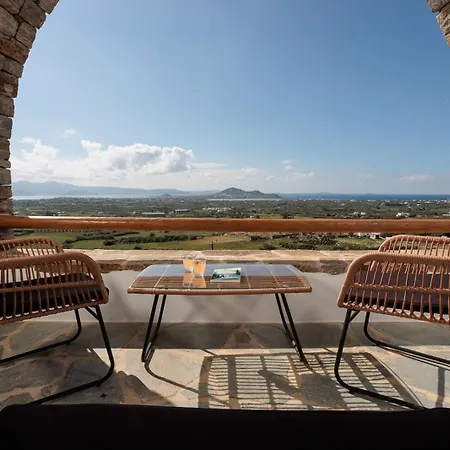 Papa Appartement Glinado Naxos